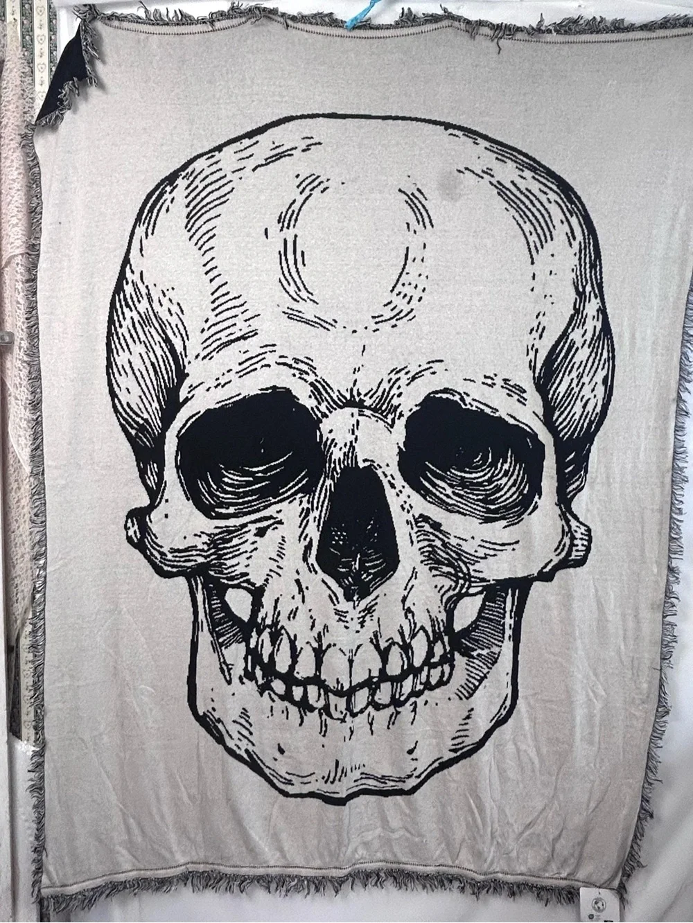 New Halloween Skull Knitted Tapestry Style Throw Blanket